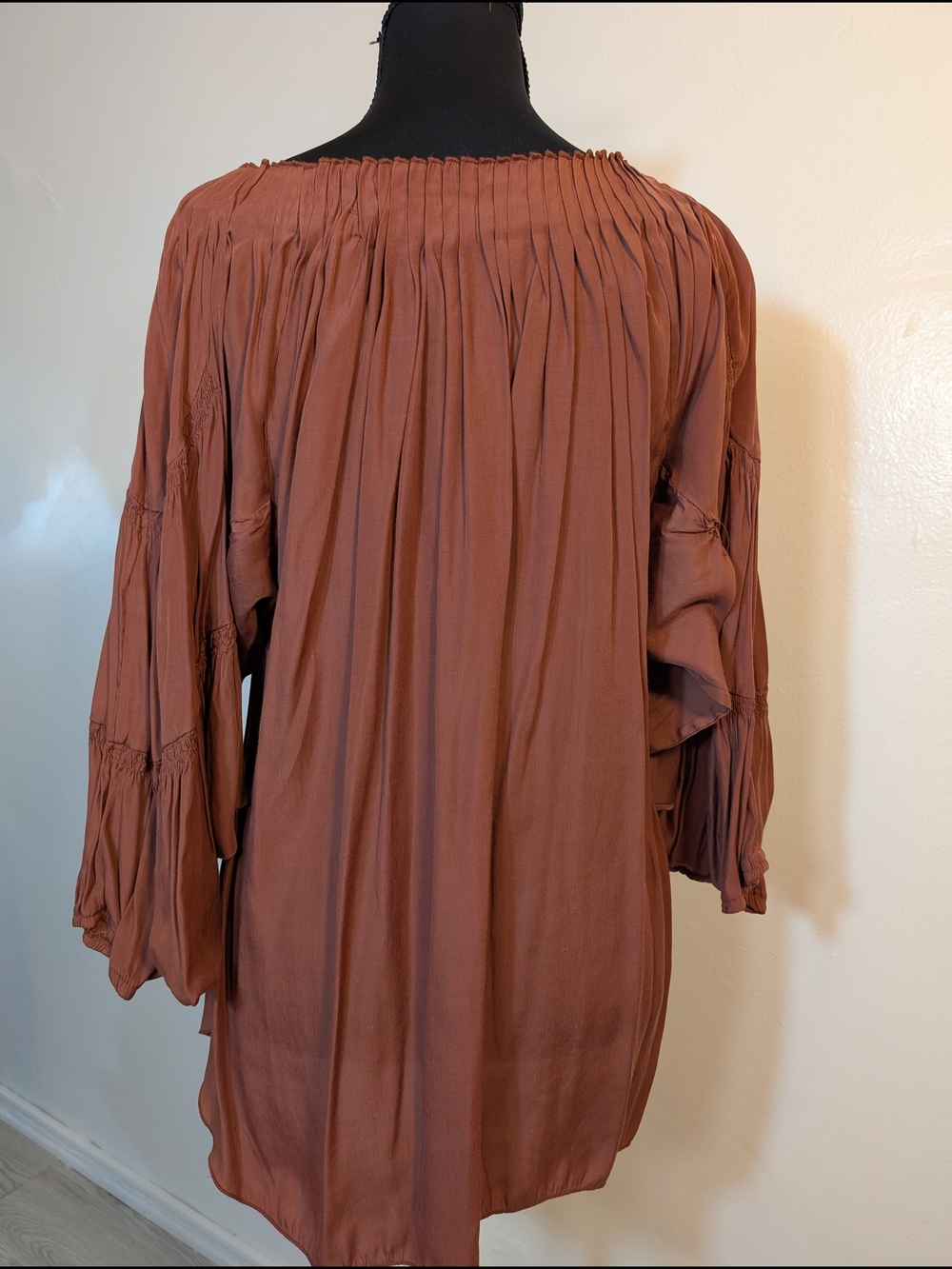 Rust Brown Peasant Blouse with Balloon Sleeves - Picture 4 of 6
